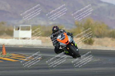 media/Feb-04-2023-SoCal Trackdays (Sat) [[8a776bf2c3]]/Turn 14 (115pm)/